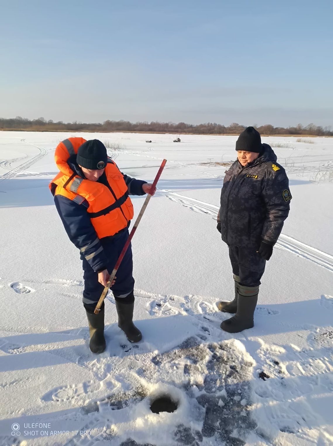 Костромские водоемы покрыл опасный лед-обманка