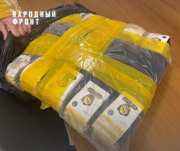 Бывший военный из Костромы принес 100 пар носков для бойцов СВО
