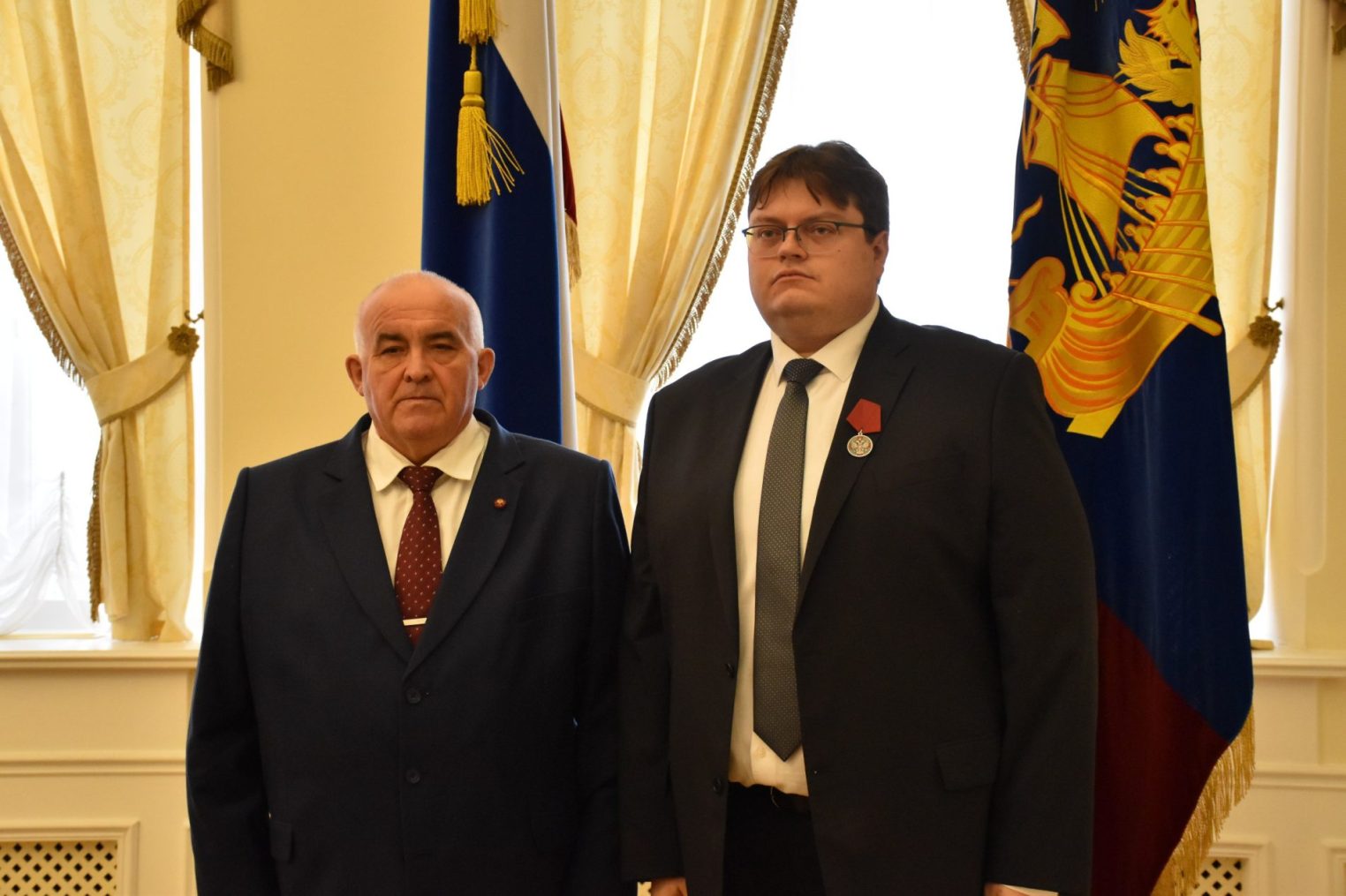 Награды и звания в День Конституции получили 27 жителей Костромской области