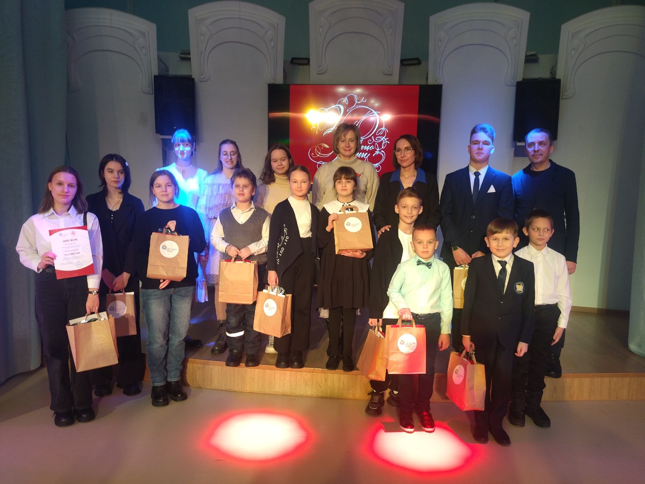 Школьники из Костромы победили в престижном конкурсе «Мое Золотое кольцо»