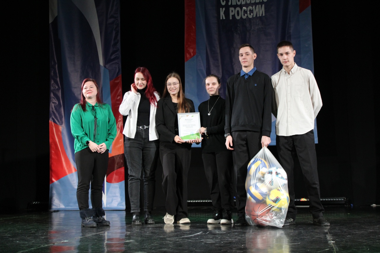 Костромские детсадовцы, школьники и студенты в рамках акции «БумБатл» собрали 28 тонн макулатуры