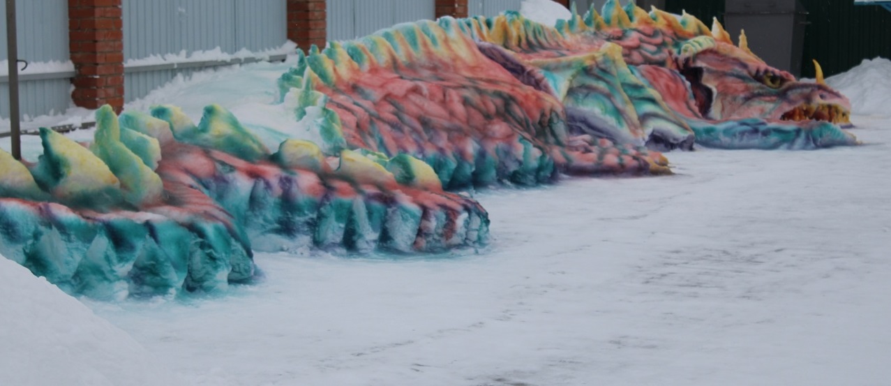 Осужденных костромской колонии охраняет 22-метровый дракон