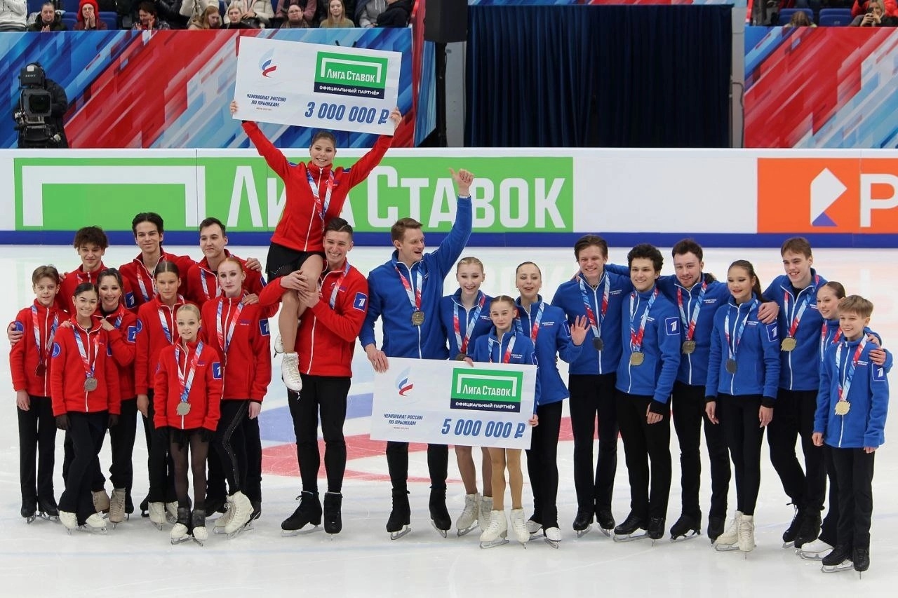 Прорыв: юная фигуристка из Костромы Катя Кольцова взяла "серебро" на чемпионате России