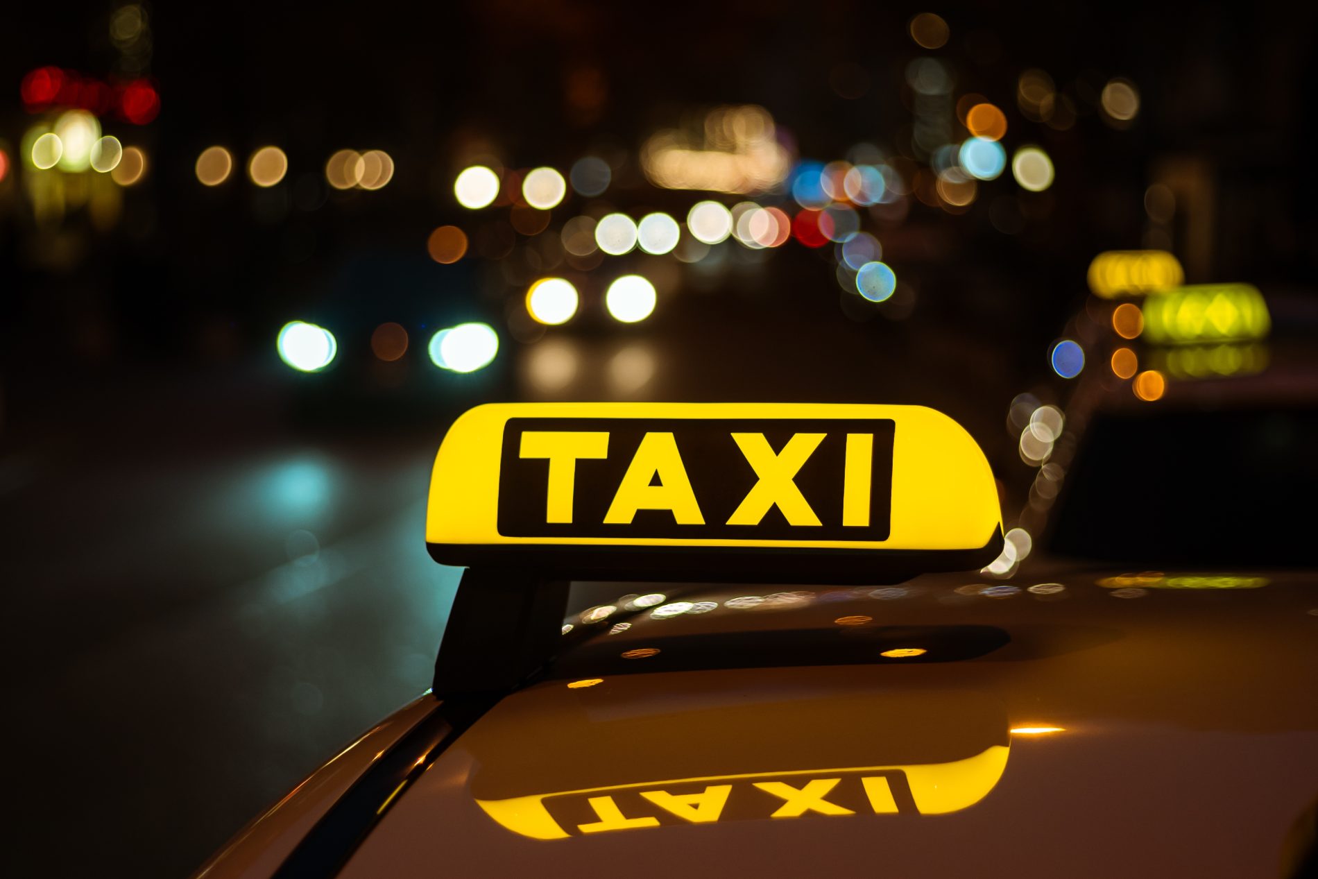 Благодарные костромичи разыскивают доброго таксиста