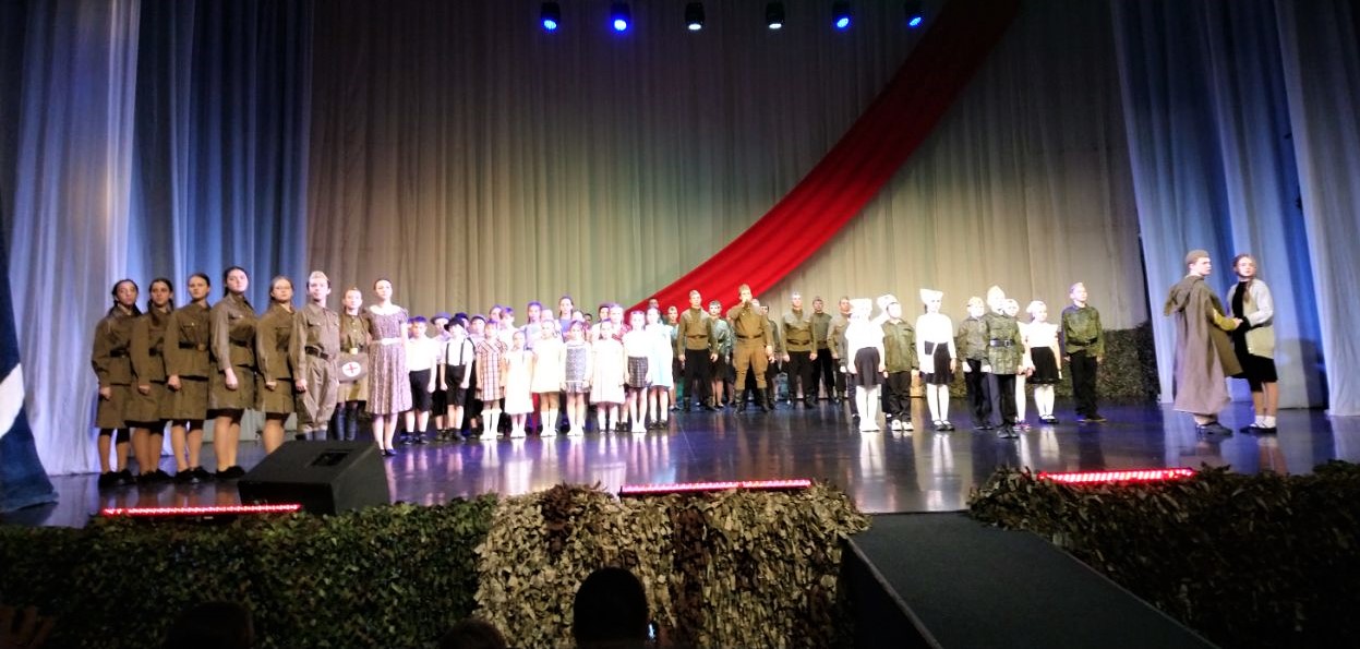 Юных победителей городского патриотического фестиваля наградили в Костроме