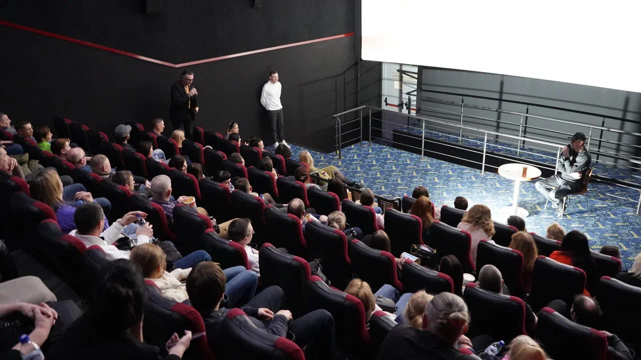 Журналисты Костромы первыми увидели новый российский сериал "ГДР" (16+)