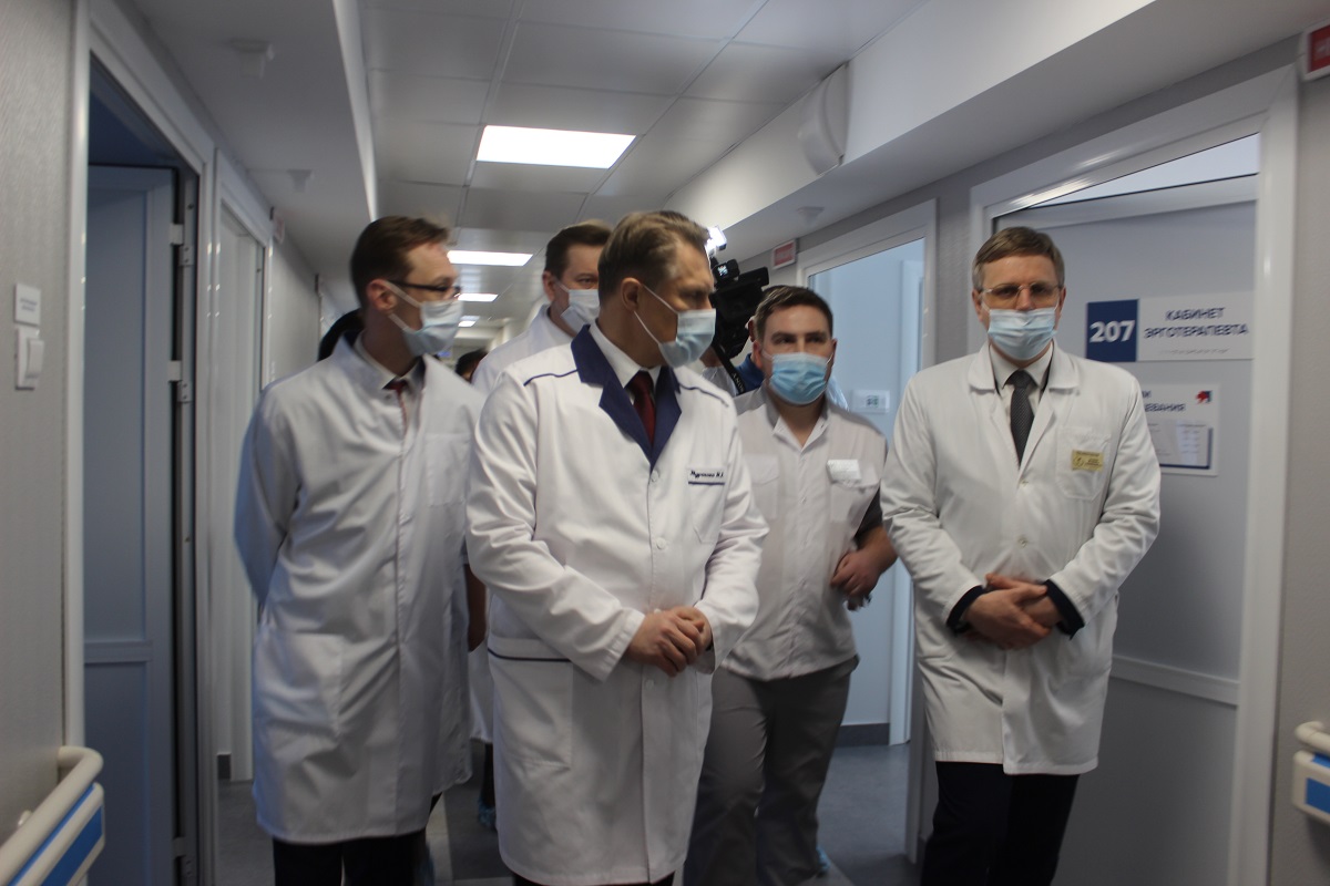 Глава Минздрава Михаил Мурашко оценил позитивные улучшения в первой окружной больнице Костромы
