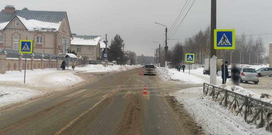Ребенка сбили на пешеходном переходе в Костроме