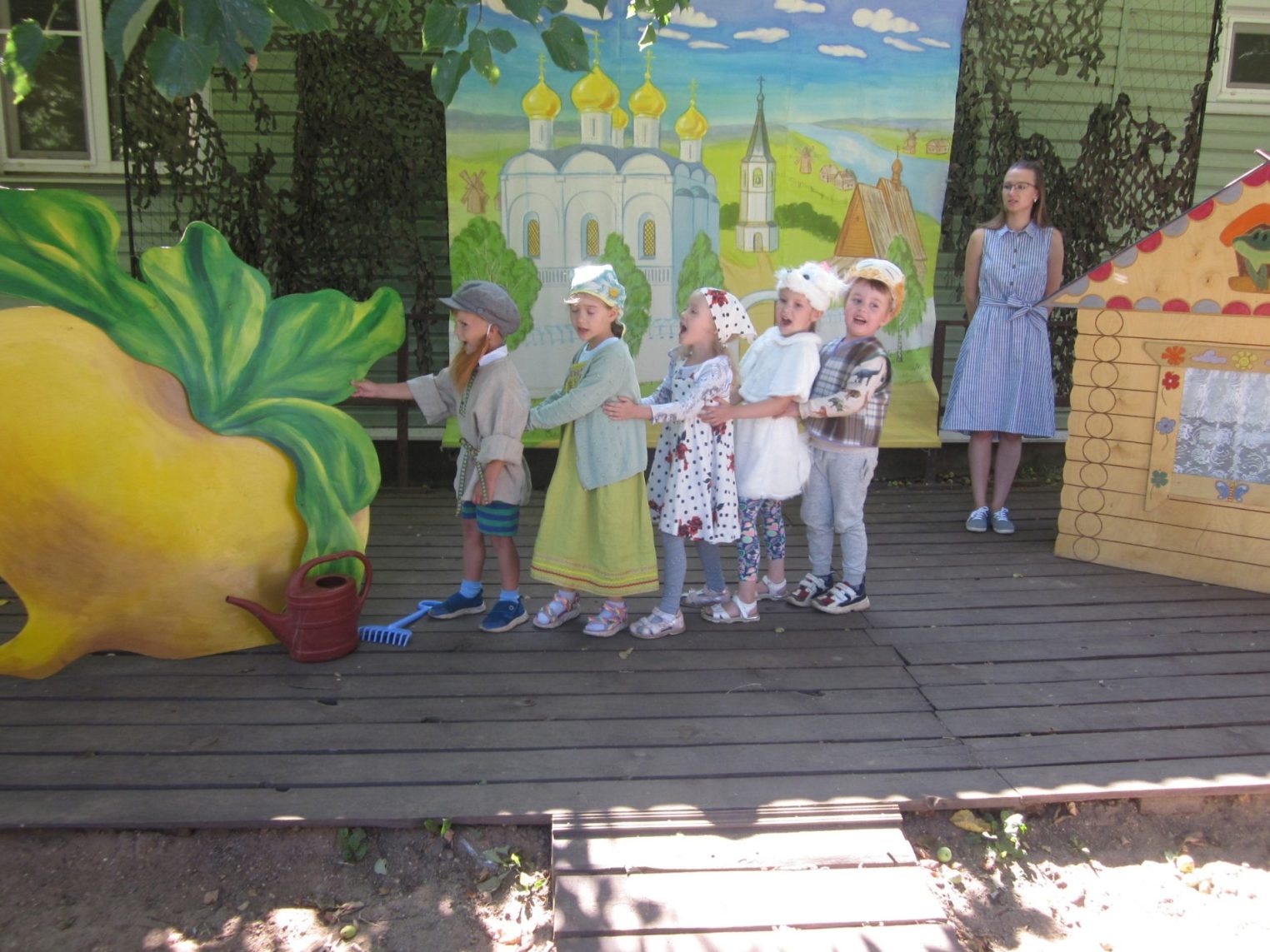 Ребят из Костромы приглашают на летние смены «Калейдоскоп веселых увлечений»