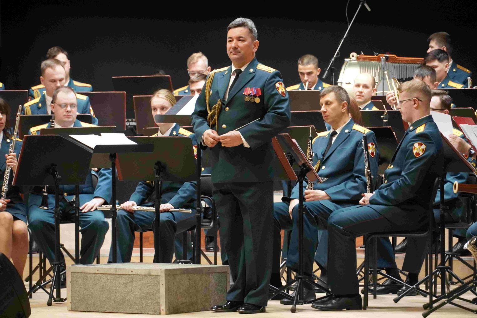 Перед семьями участников СВО в Костроме выступил главный военный оркестр Росгвардии