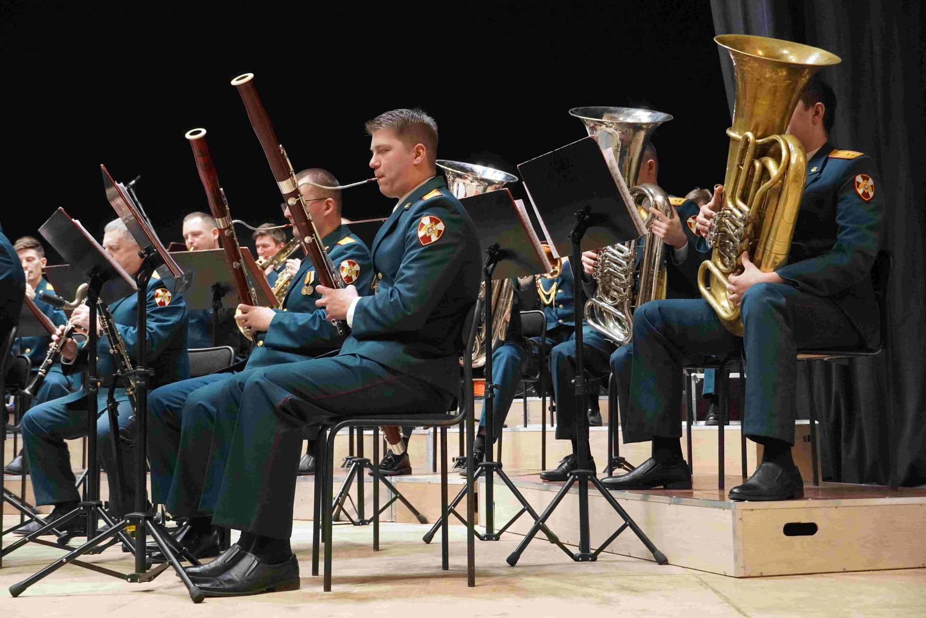 Перед семьями участников СВО в Костроме выступил главный военный оркестр Росгвардии