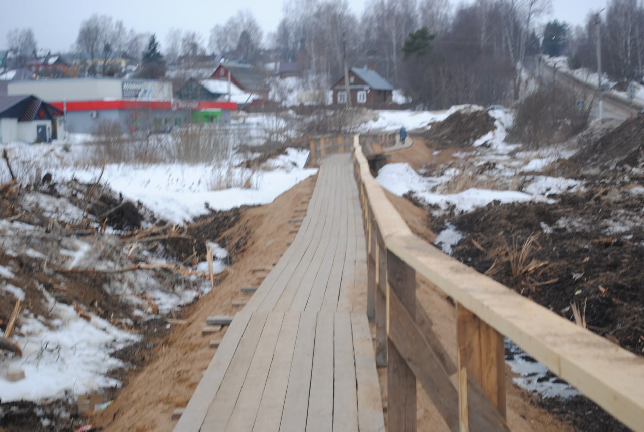 Начался ремонт важного моста в Костромской области