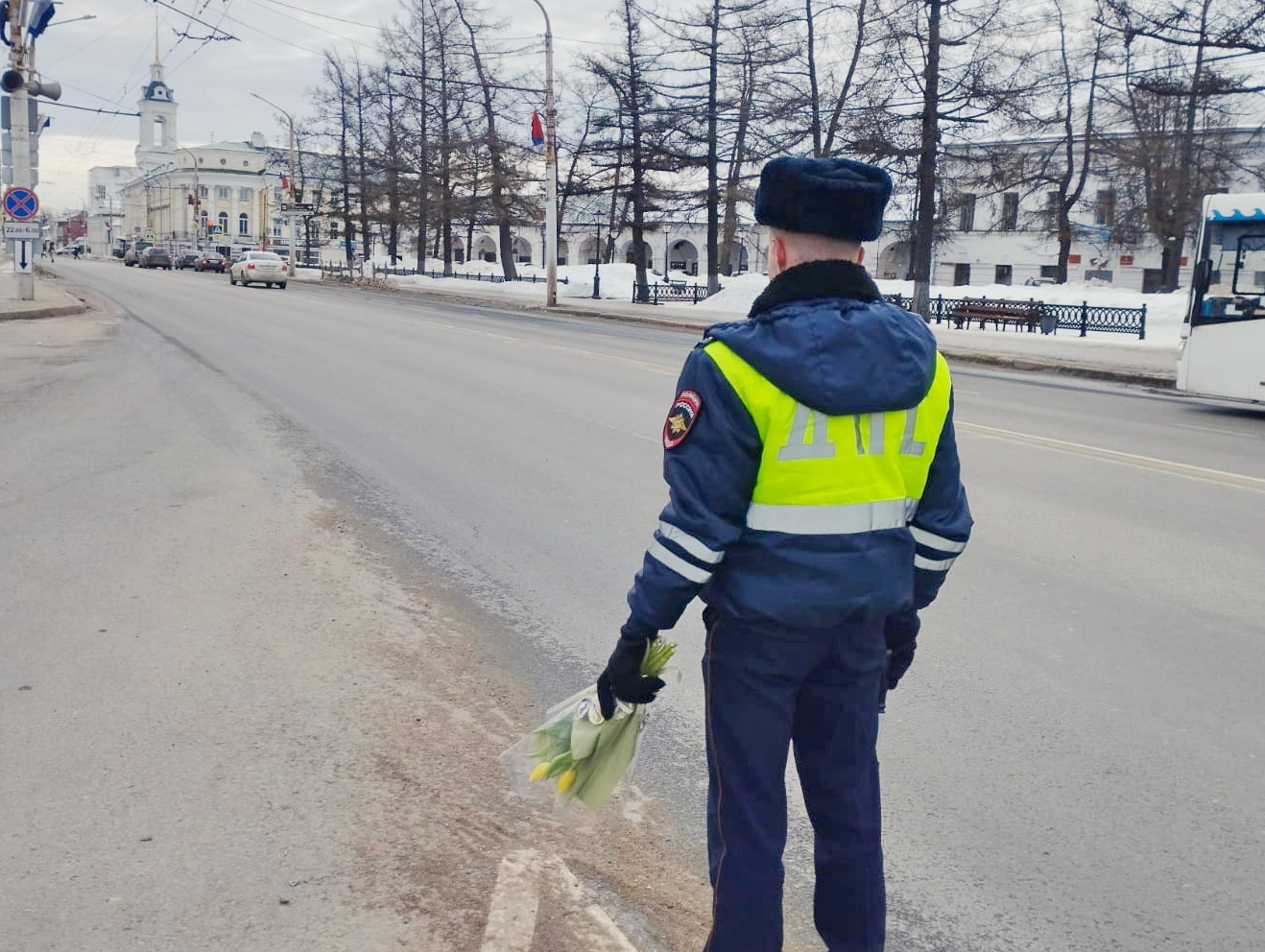 Женщины за рулем массово попались инспекторам в Костроме