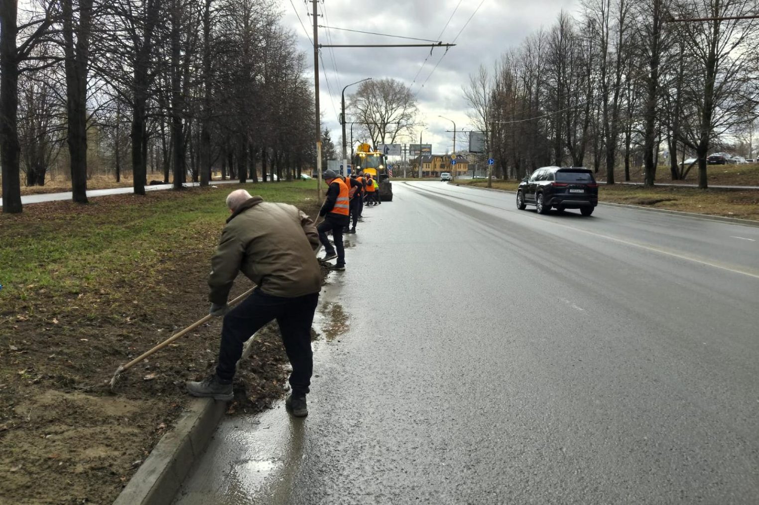 124 километра улиц Костромы очистили от грязи после зимы