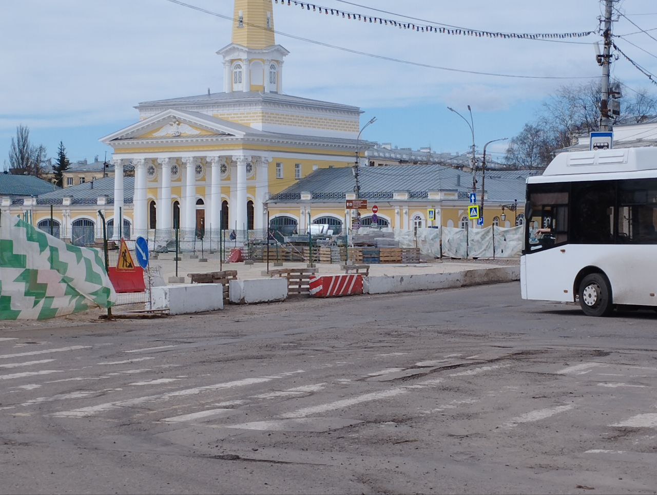 Из-за ремонта на Сусанинской площади в Костроме временно ограничат проезд транспорта
