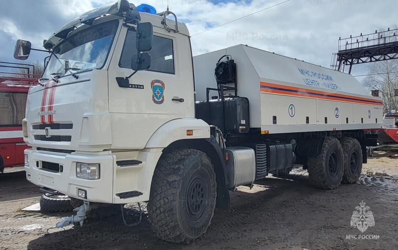 Костромские спасатели получили уникальный автомобиль для специальной обработки