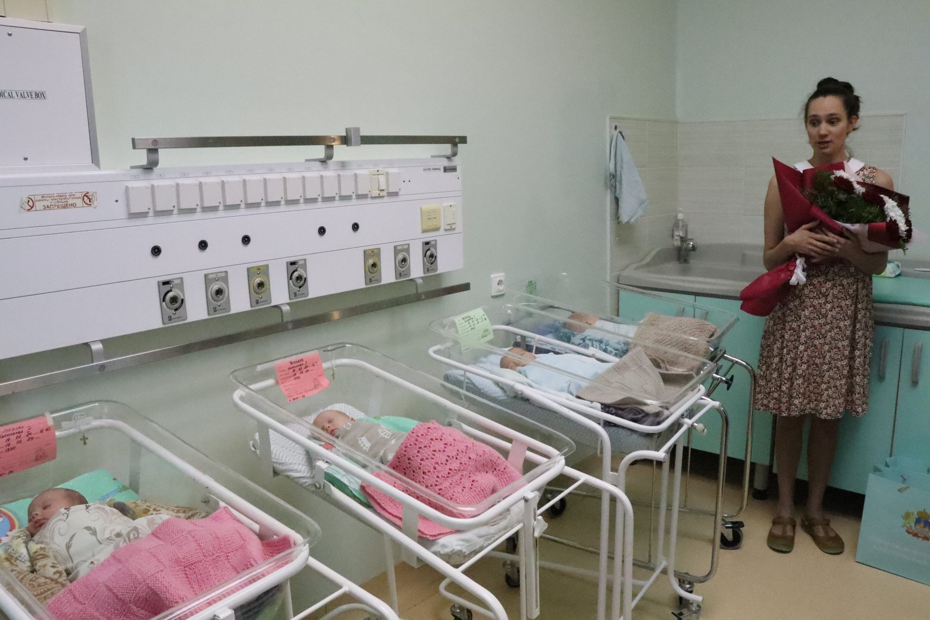 Костромичка Галина Николаева и ее четверо новорожденных готовятся к выписке