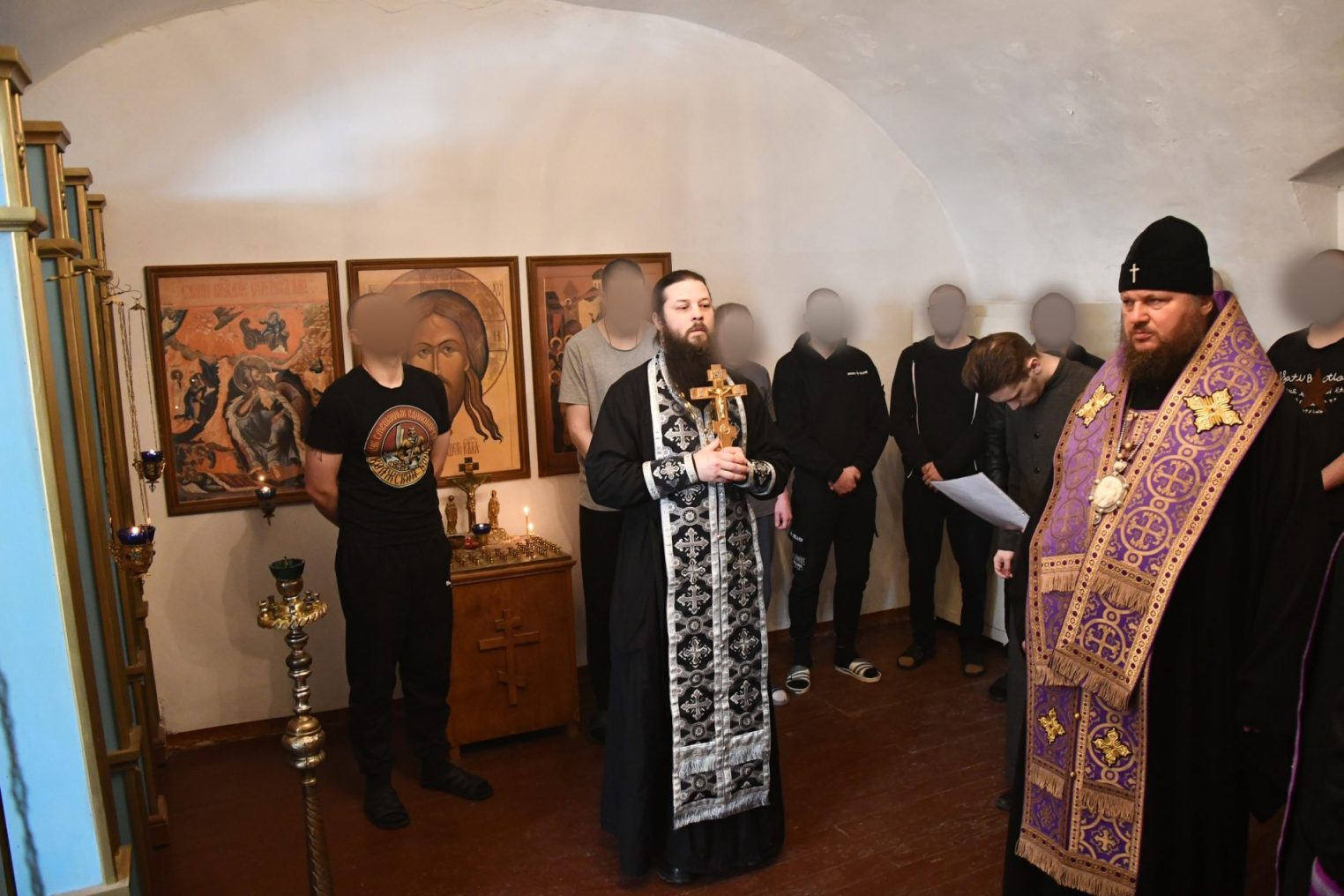 Митрополит Ферапонт поздравил осужденных с Благовещением и Крестопоклонной седмицей поста