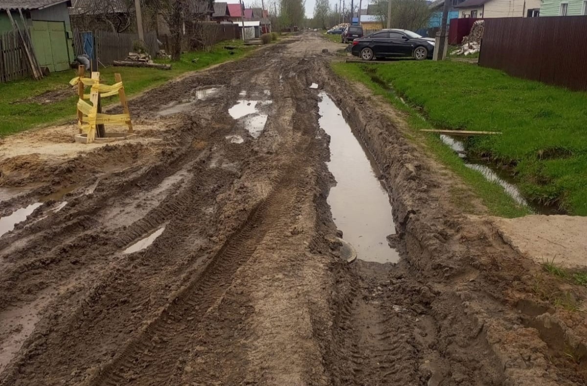 Перекопанные дороги под Костромой снова перекопают