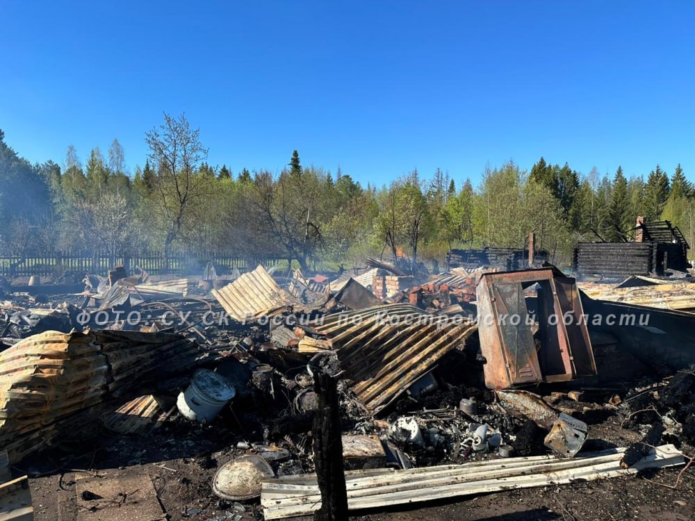 На пепелище жилого дома нашли обуглившийся труп