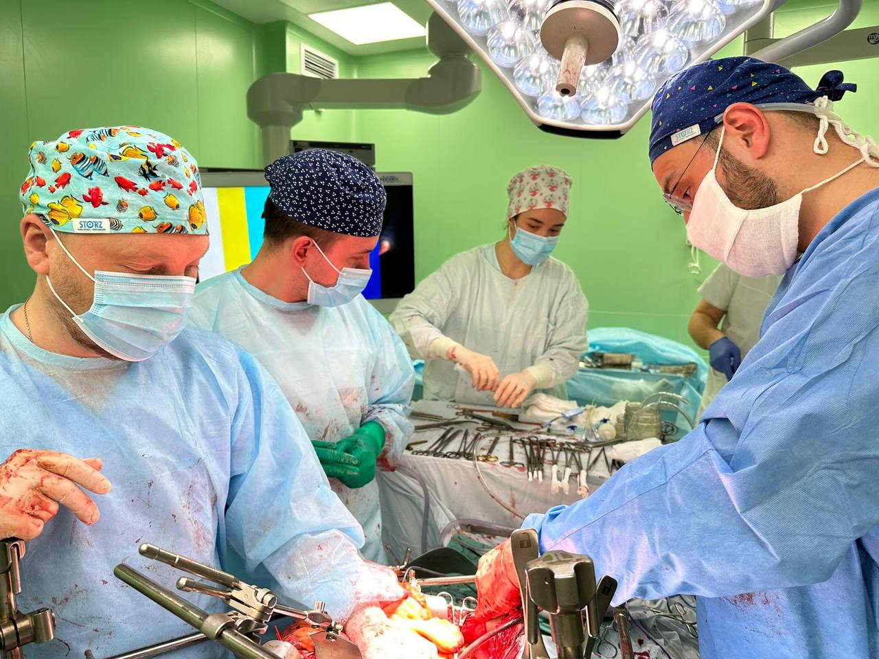 Костромские онкологи впервые в России провели уникальную операцию на почке