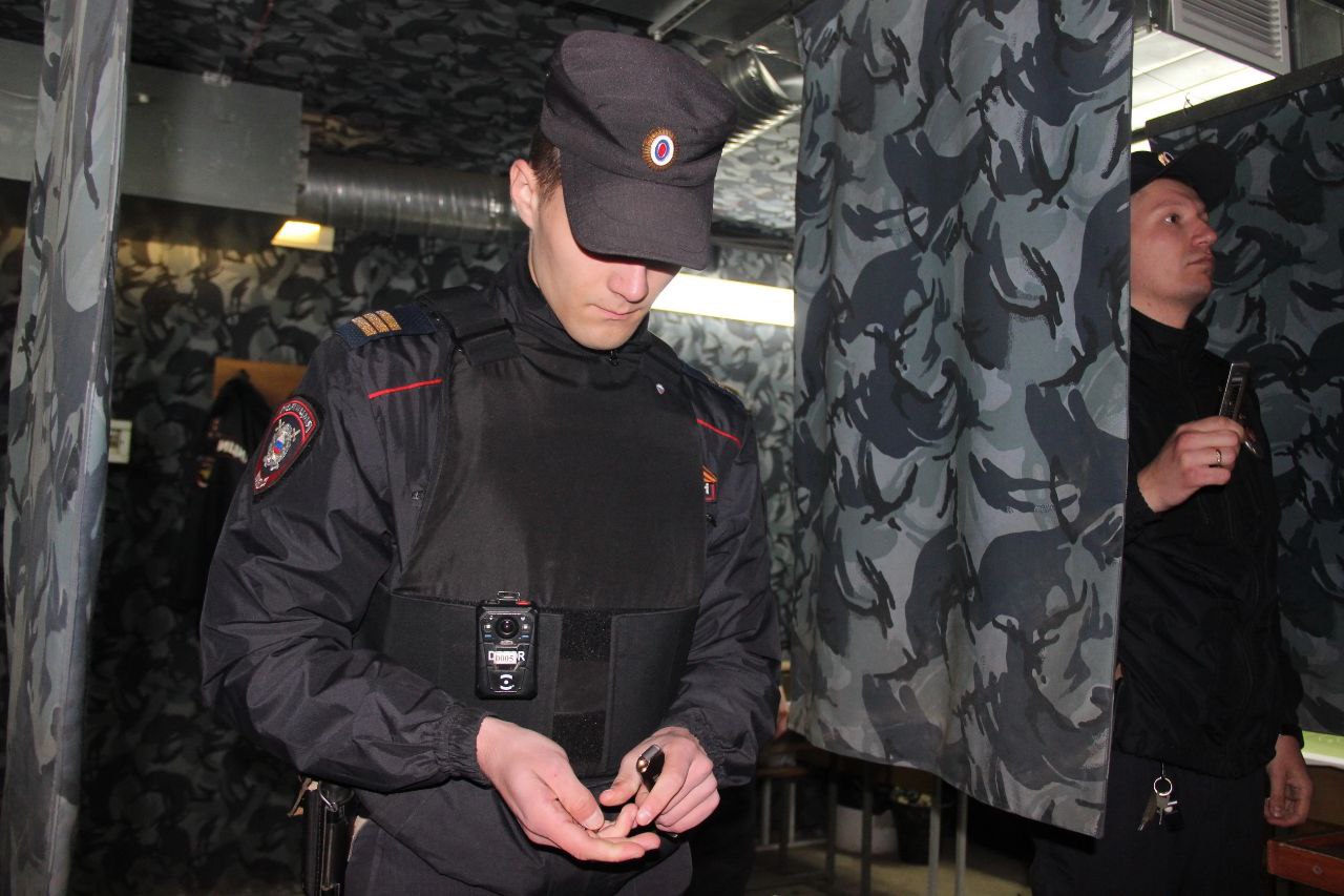 Костромские полицейские состязались в меткости в честь Дня Победы