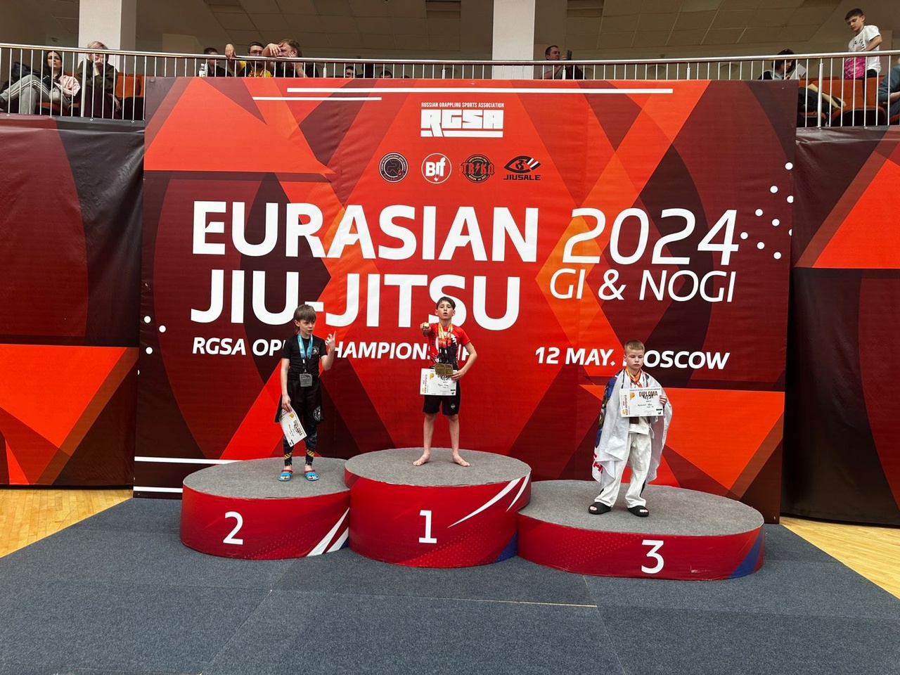 Юные костромичи привезли медали с чемпионата Евразии по бразильскому джиу-джитсу