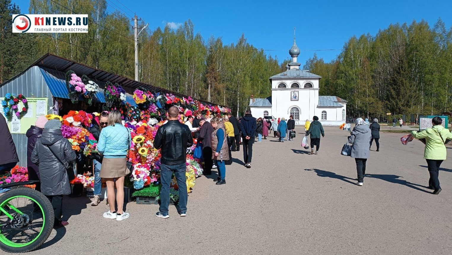 Кострома встала в плотную бесконечную пробку
