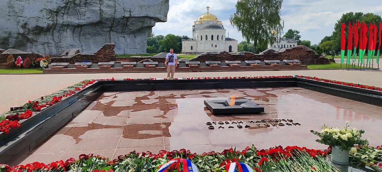 Костромское РГО доставит в Донецк "капсулу времени"