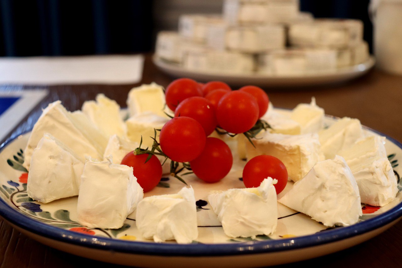 На Фестивале сыра в Костроме производители и эксперты обсудили перспективы развития отрасли