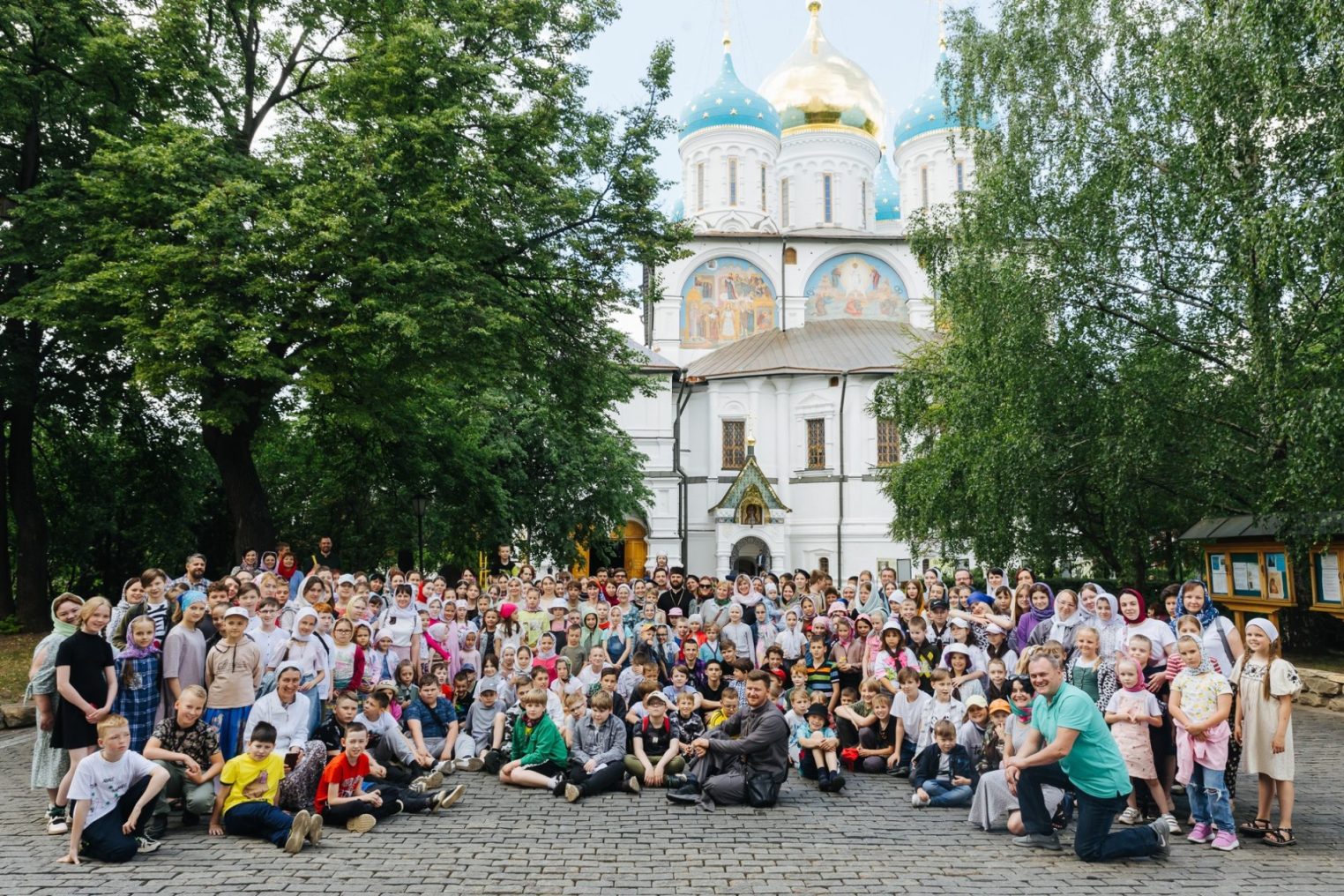 300 детей из костромских воскресных школ отправили в Москву
