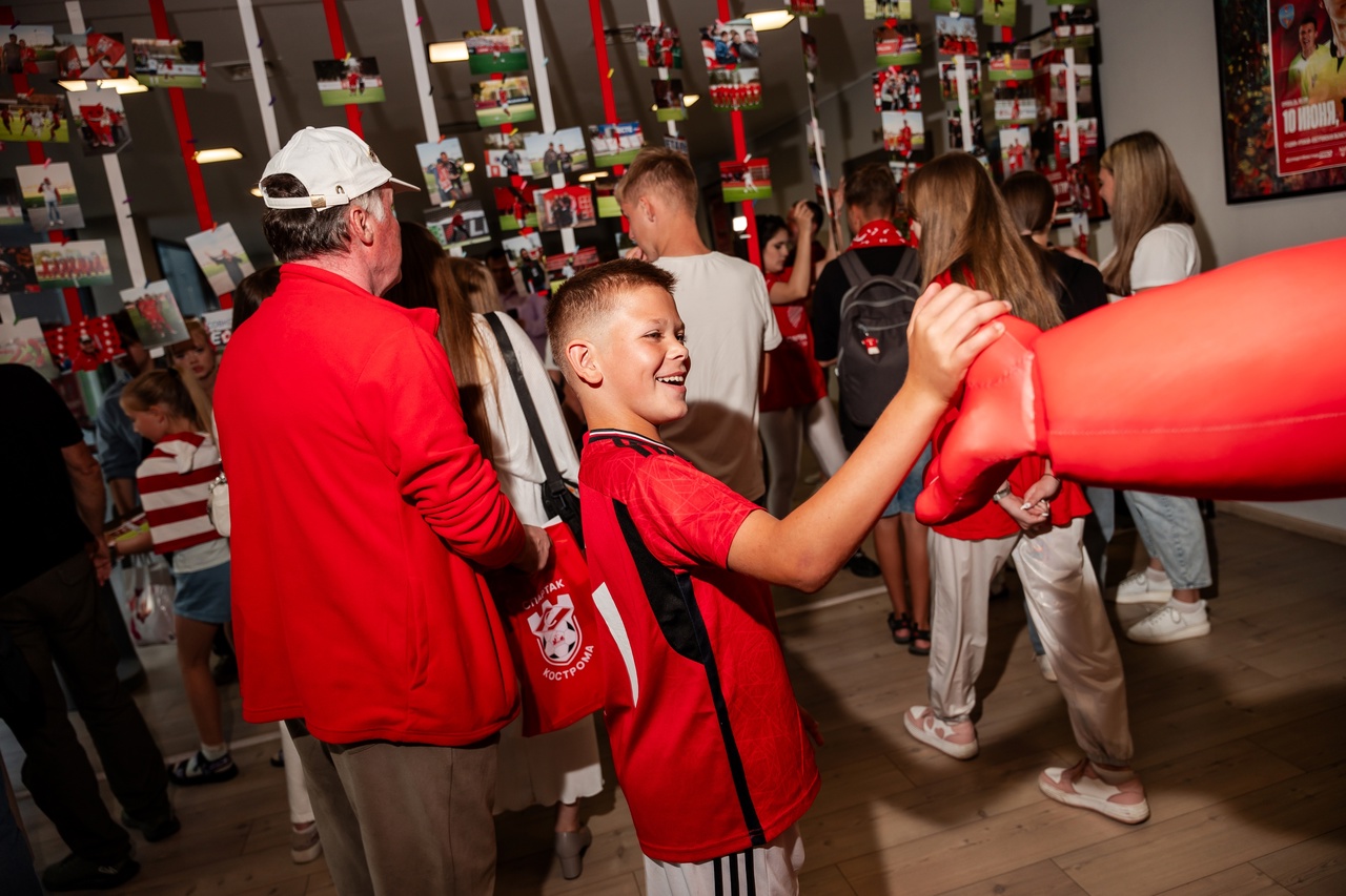 Для костромских любителей футбола минувшие выходные прошли под флагом «Спартака»