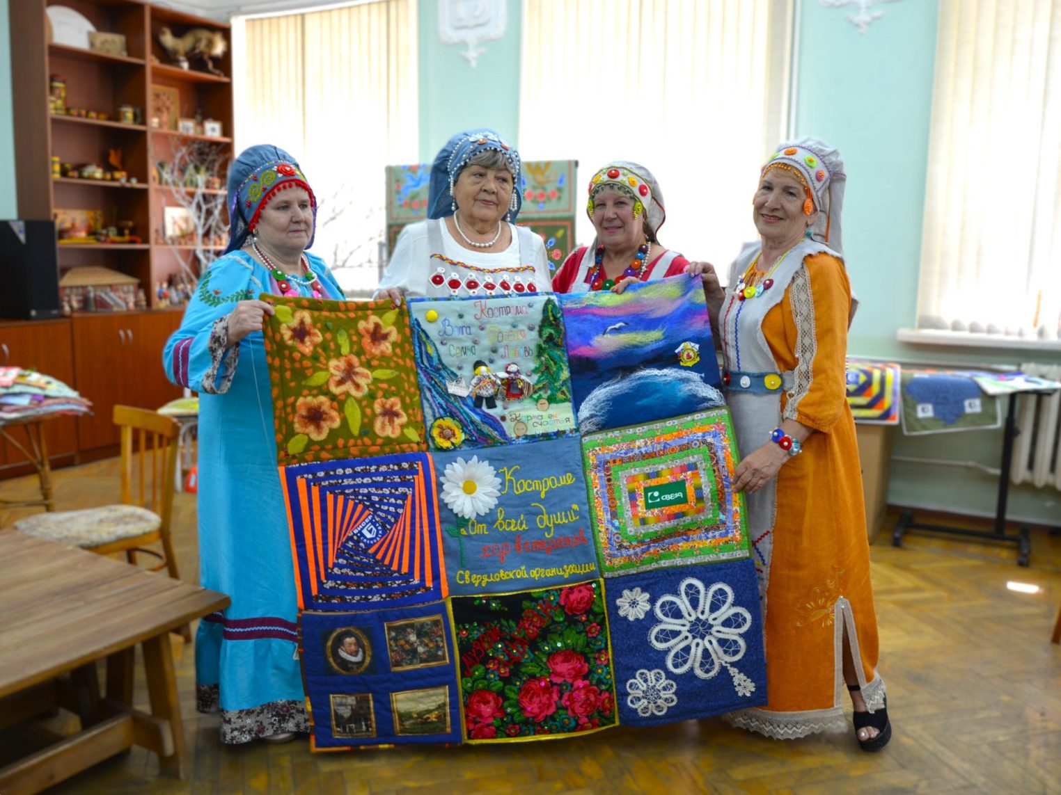 Юбилейное лоскутное одеяло для Костромской области почти готово