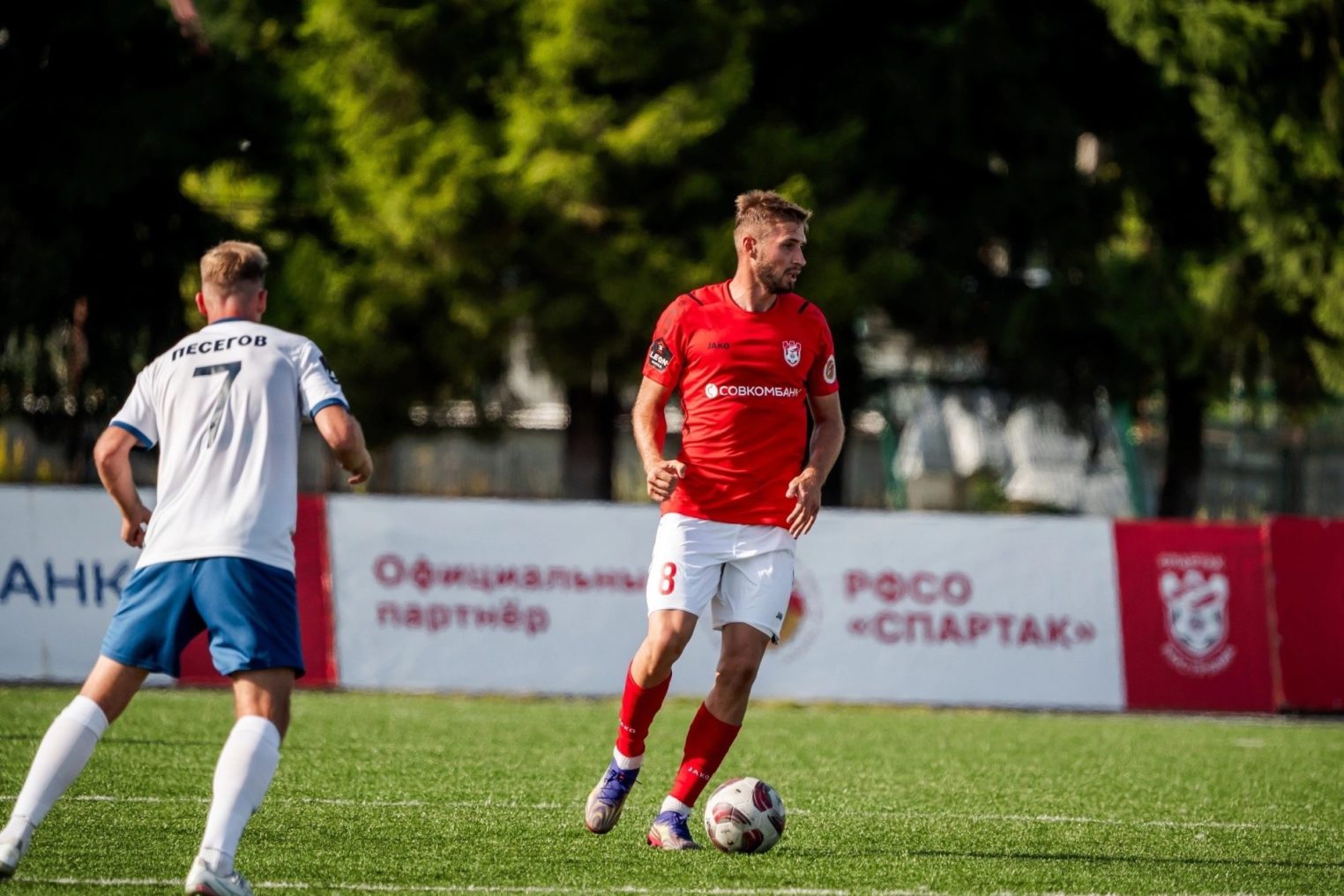 Для костромских любителей футбола минувшие выходные прошли под флагом «Спартака»