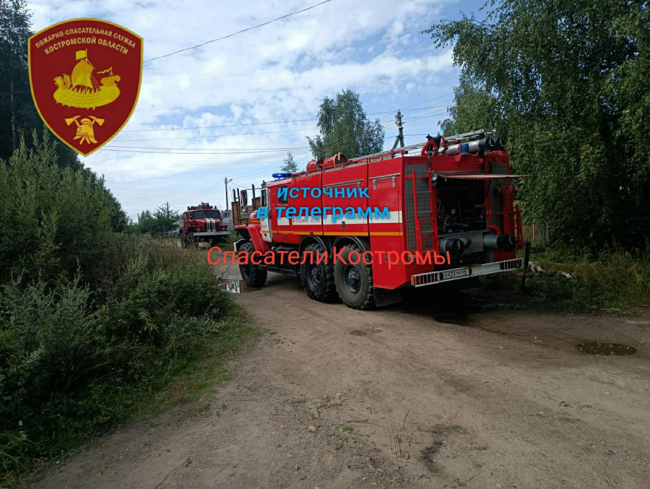 Жилой дом вспыхнул в костромской деревне