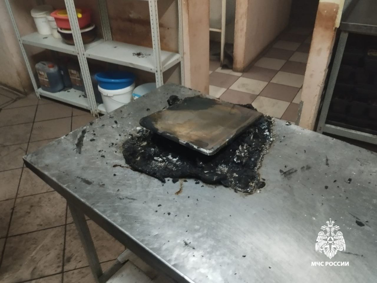 Пекарня полыхала в костромском райцентре