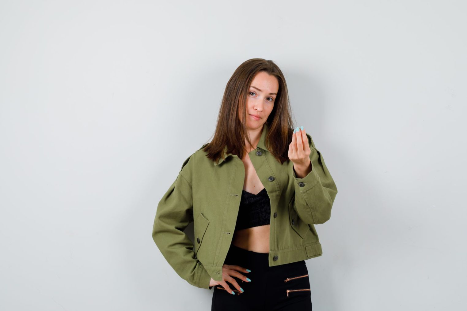 Внучка примерила лицо своей бабули ради денег