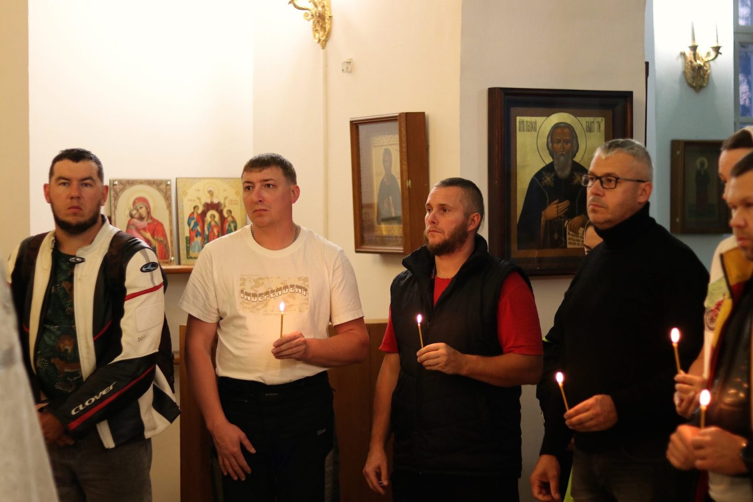 Костромские байкеры помолились за погибших собратьев