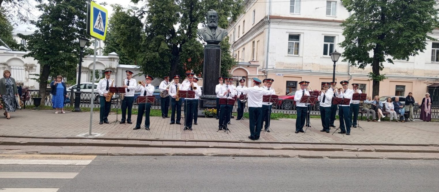 Драмтеатр Костромы встретит зрителей с оркестром