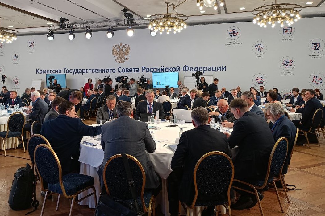 Сергей Ситников на круглом столе в Москве возглавил рабочую группу по развитию экспорта в России