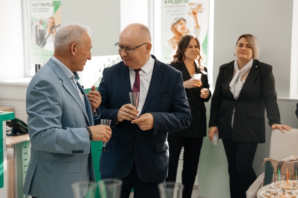 Банк «Вологжанин открылся в Костроме