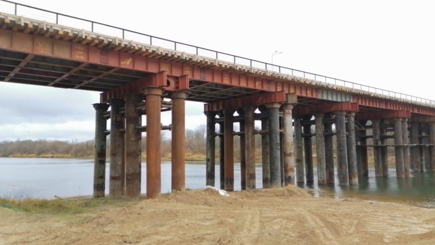 Критически прогнувшийся мост в Костромской области отремонтируют через год