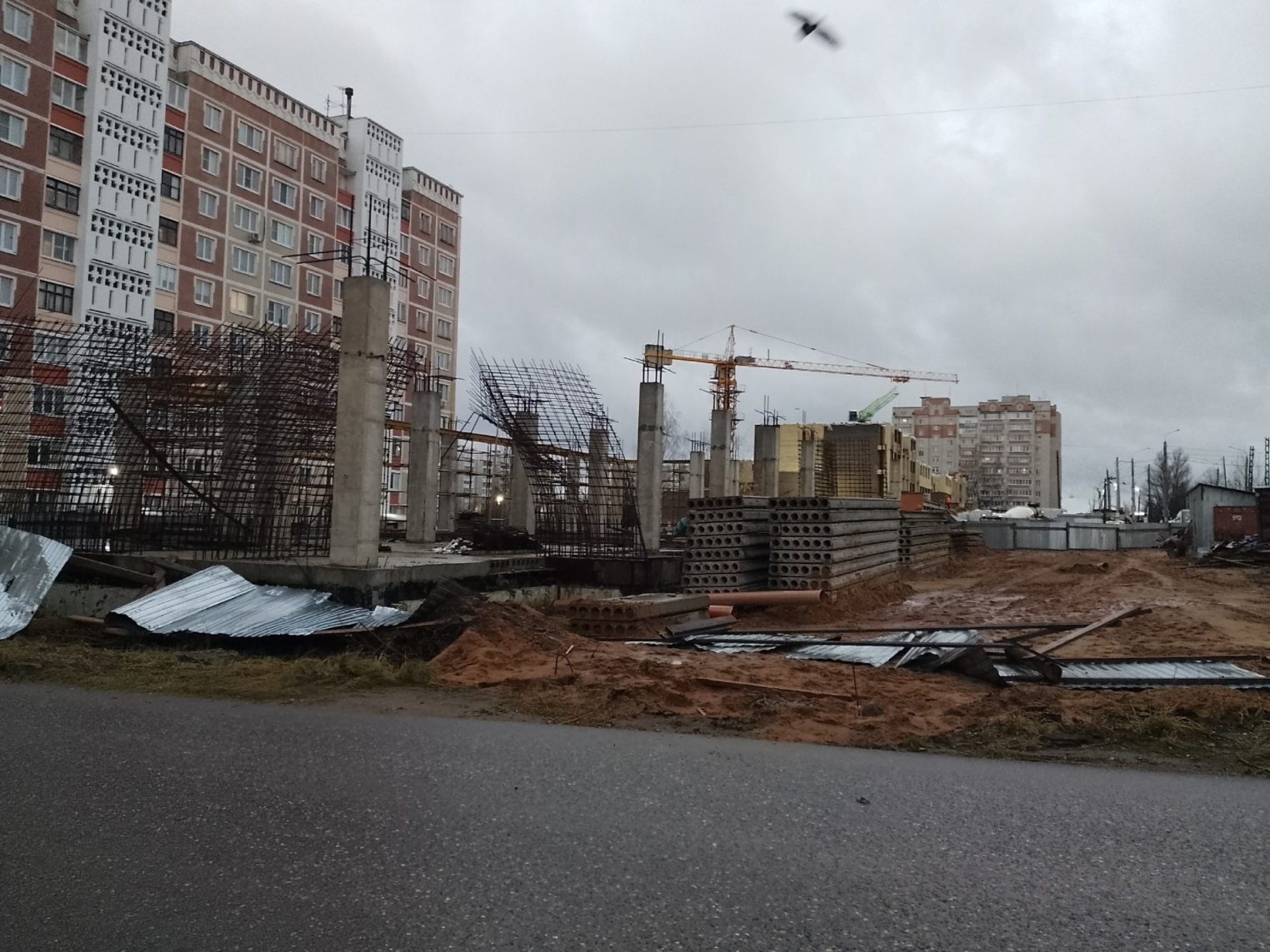 Костромичи обнаружили опасную территорию около дома