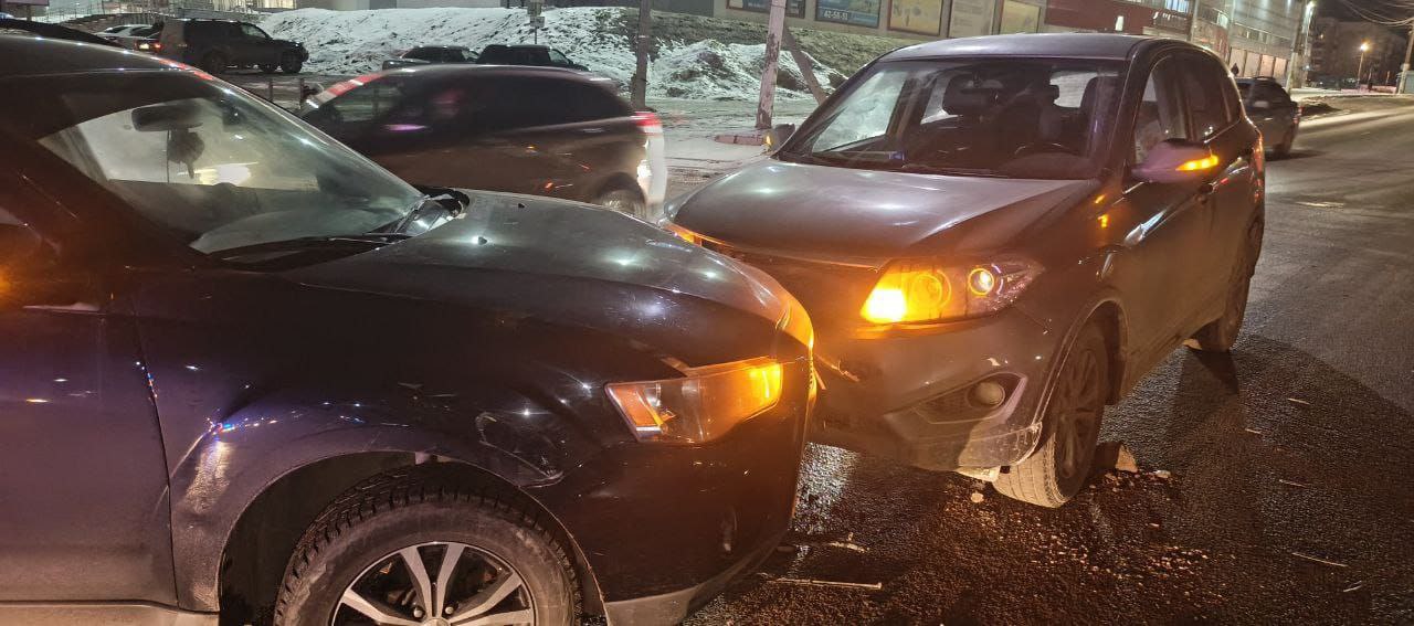 Малыш пострадал при столкновении двух машин в Костроме