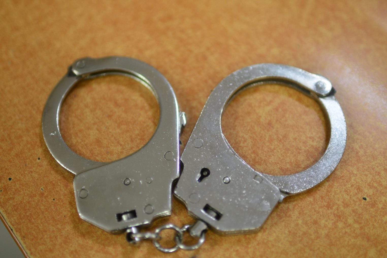 Любительница незаконной флоры попалась с интересным свертком