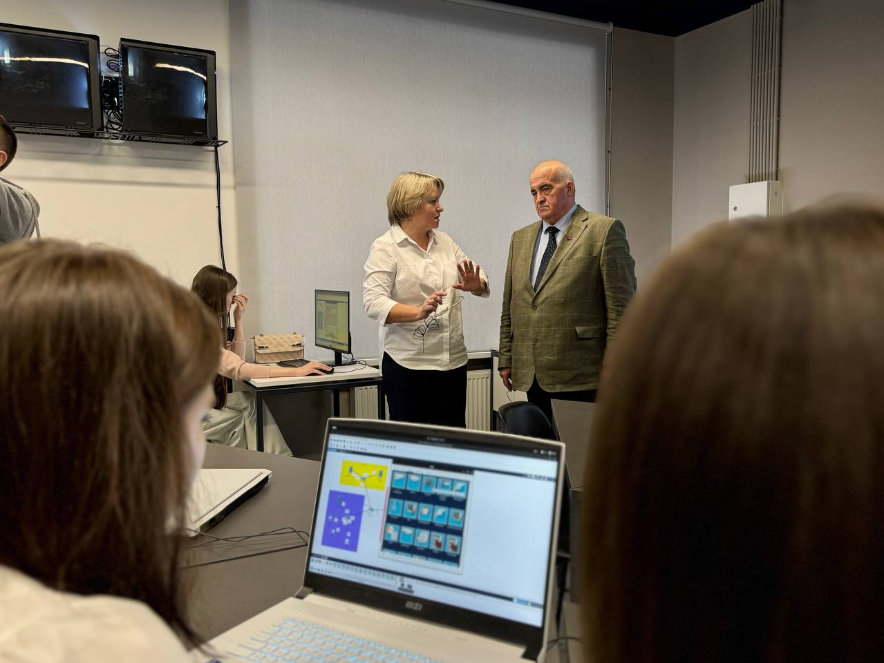 Современный корпус открыли в Высшей ИТ-школе КГУ