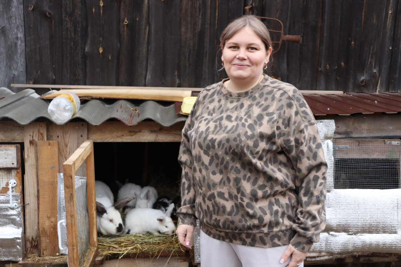 Многодетной семье Усовых под Костромой помогут построить новый дом