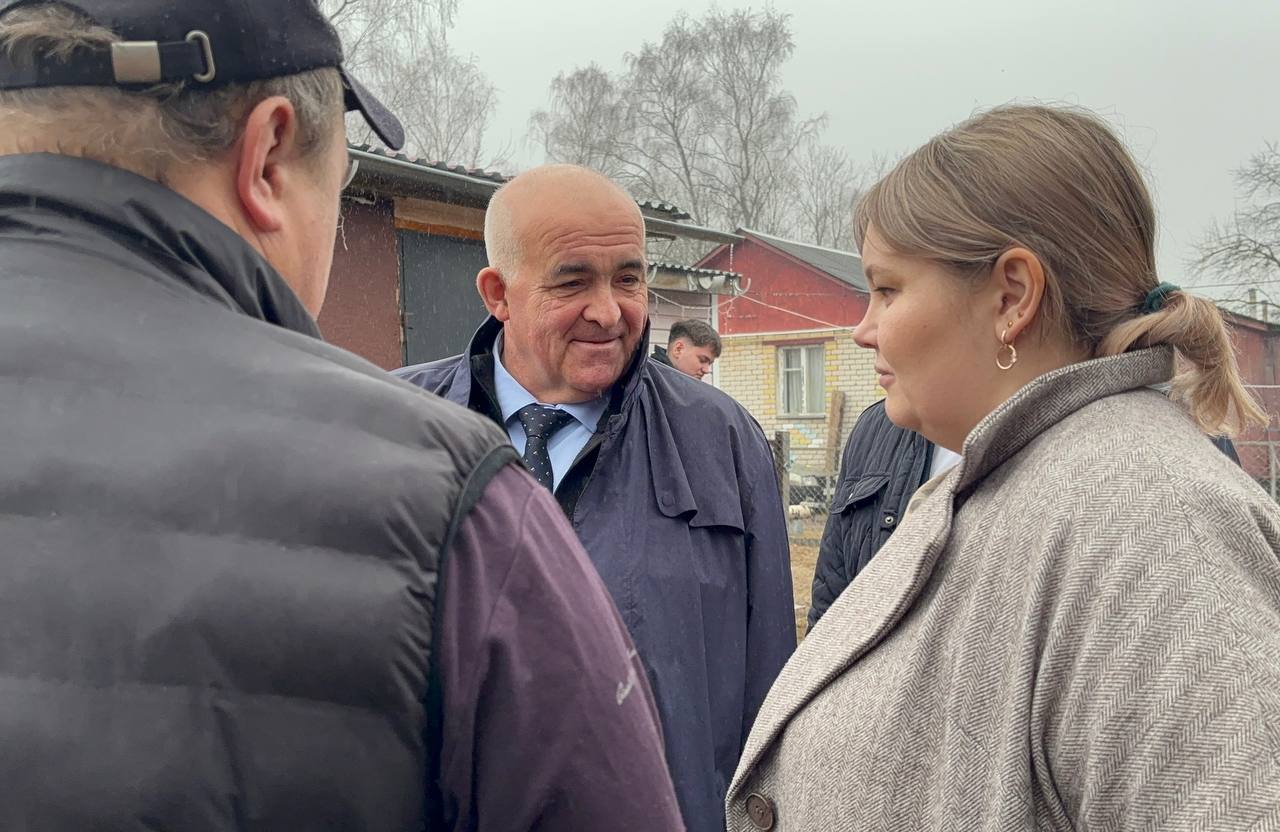 Многодетной семье Усовых под Костромой помогут построить новый дом