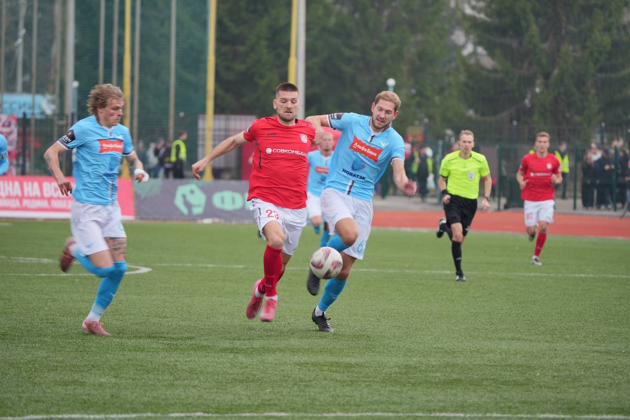 Костромской "Спартак" взял верх над футболистами Челябинска