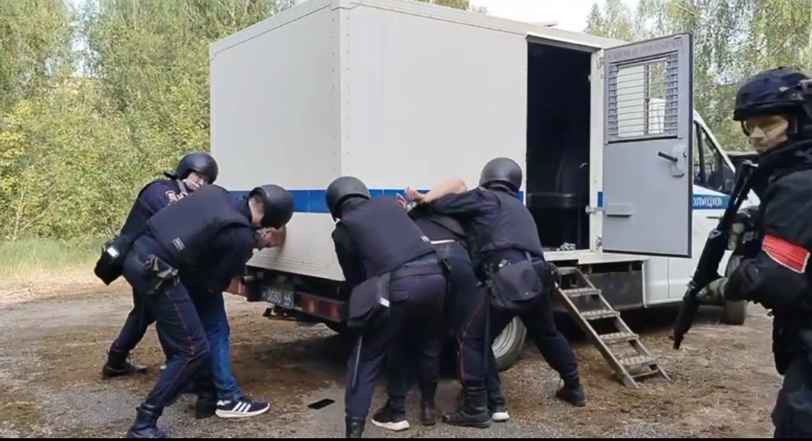 Силовики предотвратили условные теракты в Костромской области